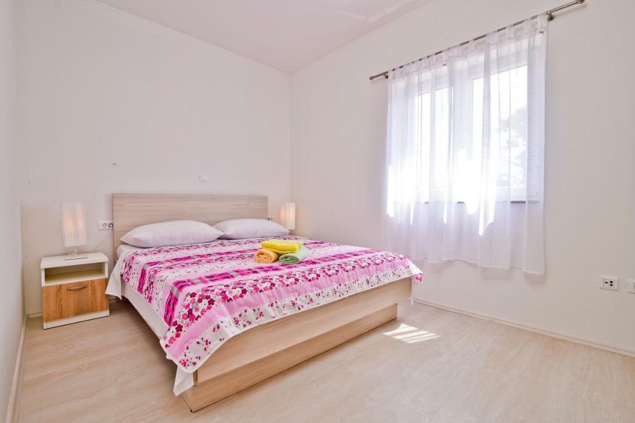 Apartments Mica 브르시 외부 사진