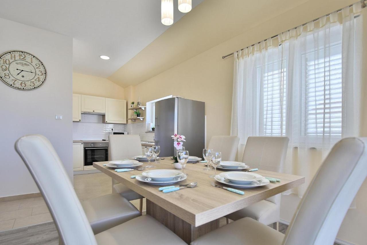 Apartments Mica 브르시 외부 사진