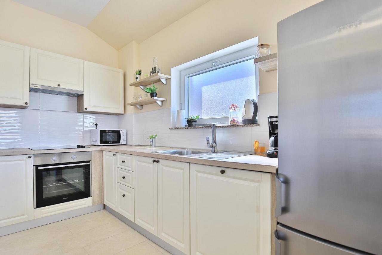 Apartments Mica 브르시 외부 사진