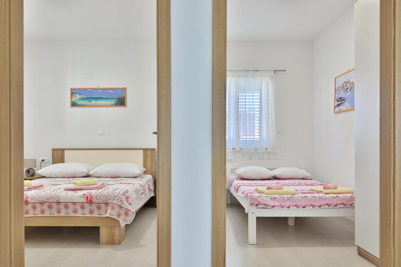 Apartments Mica 브르시 외부 사진